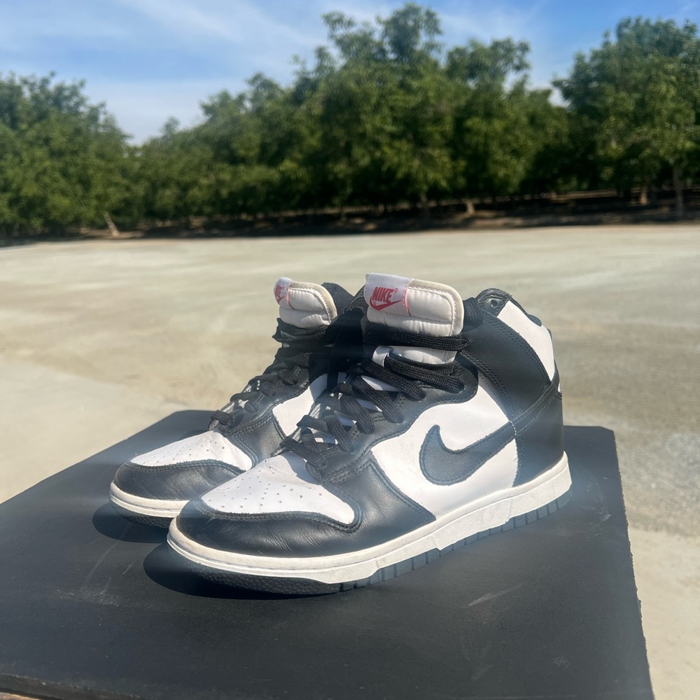 Nike Panda Dunks - image 2